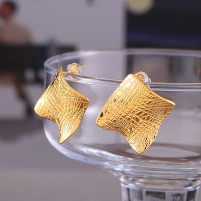 Style Irregular Crease Square Earrings Retro Special-Shaped Design Titanium Steel Plated 18K Real Gold Geometric Earrings