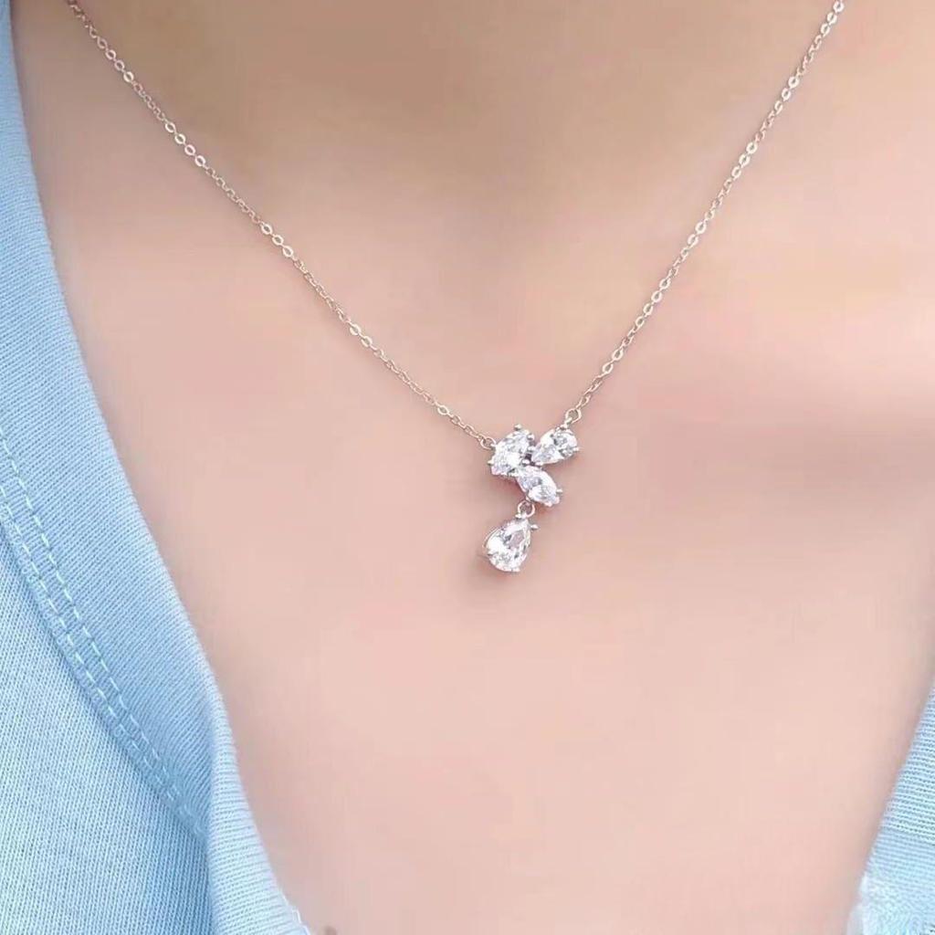 2023 Shining Wisteria Women's Luxury Clavicle Necklace: Elegant, Unique, and Stylish