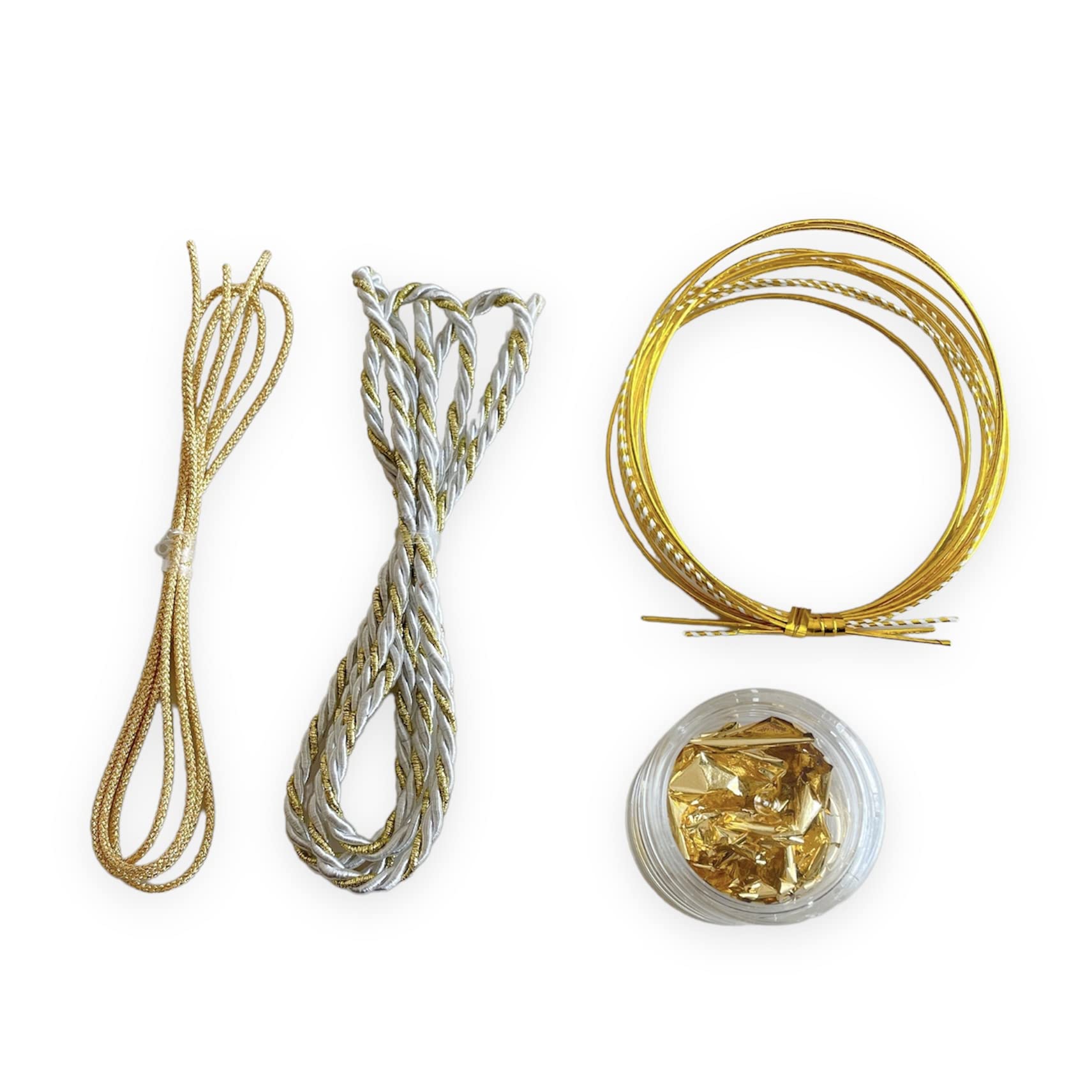 

Japanese-style hair ornament, white and gold, braided cord, gold leaf, mizuhiki (decorative cord), suitable for Coming-of-Age Day, graduation