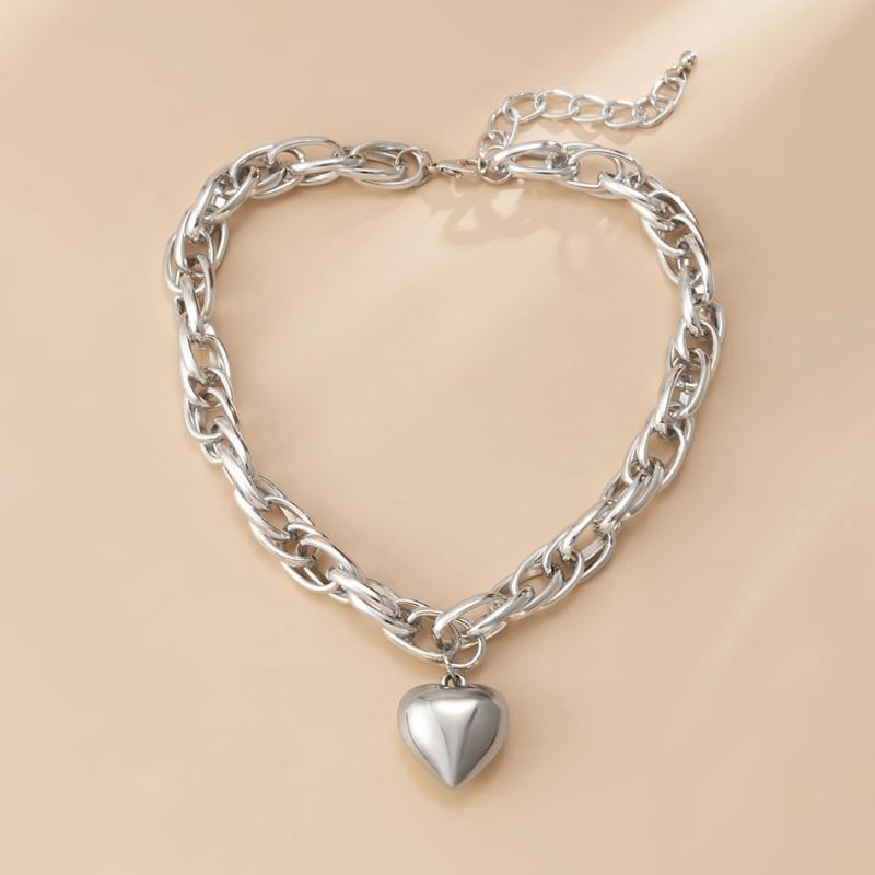 High Quality Punk Big Heart Pendant Necklace Women Fashion Statement Chunky Heavy Chain Fashion Jewelry Punk Thick Chain