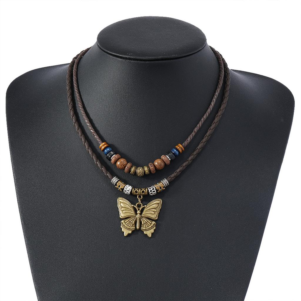 Butterfly Charm Choker Handmade Multilayer Neckchain Adjustable Length Clavicle Chain Jewelry for Fashion Enthusiasts