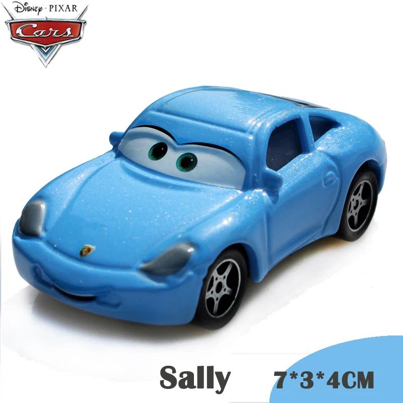 Disney Pixar Car 2 Lightning McQueen Finn McMissile Luigi Guido Sheriff Mater Flo 1:55 Die Cast Metal Alloy Children's Toy Car