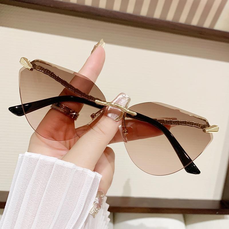 

Unframed Cat Eye Sunglasses Female Uv Protection Trendy Geometric Pc Lenses For Outings TeaPowder