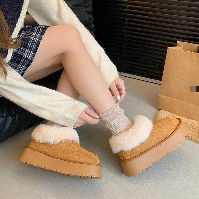 Short snow boots, winter thick-soled fluffy shoes, new piled and thickened warm cotton shoes