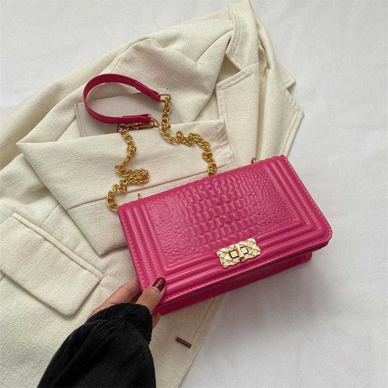 Minimalist Chain Shoulder Bag Street Fashion Pu Crossbody Bag 2023 New Casual Trendy Small Square Bag розовый