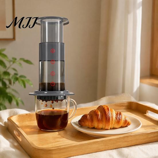 Manual Espresso Machine Portable Coffee Maker, Pour-Over And Style Press, Lightweight Extractor Brewing Compression Cup for Office Camping Travel