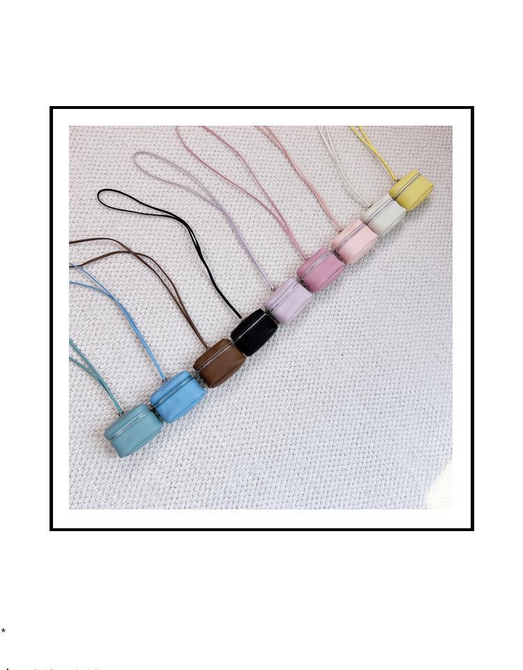 2025 Stylish Cowhide Mini Purse: Neck Hanging Lipstick, Earphone, Coin Holder