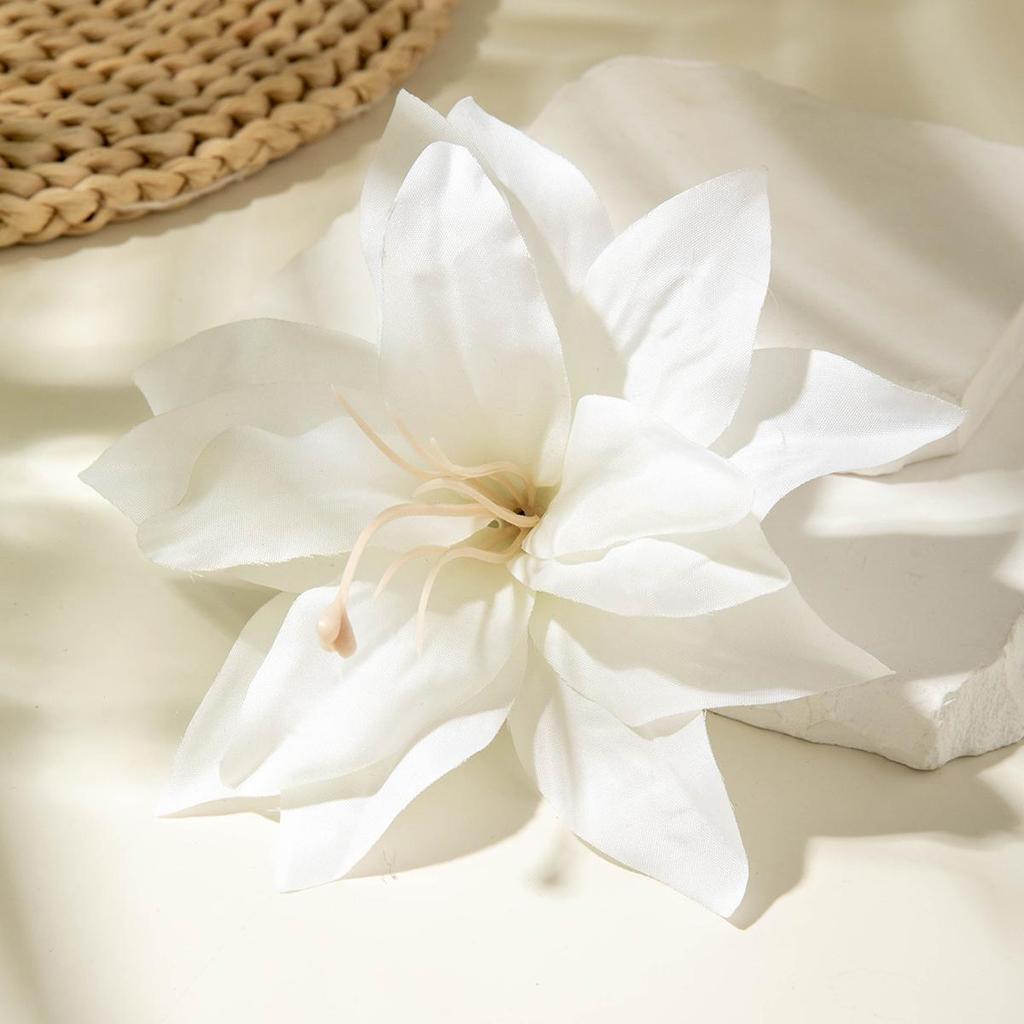 Sommer Neu Simulation Polyester 3D Lilienblume Haarspange Damen Accessoires Blickfang Reise Essentielle Accessoires