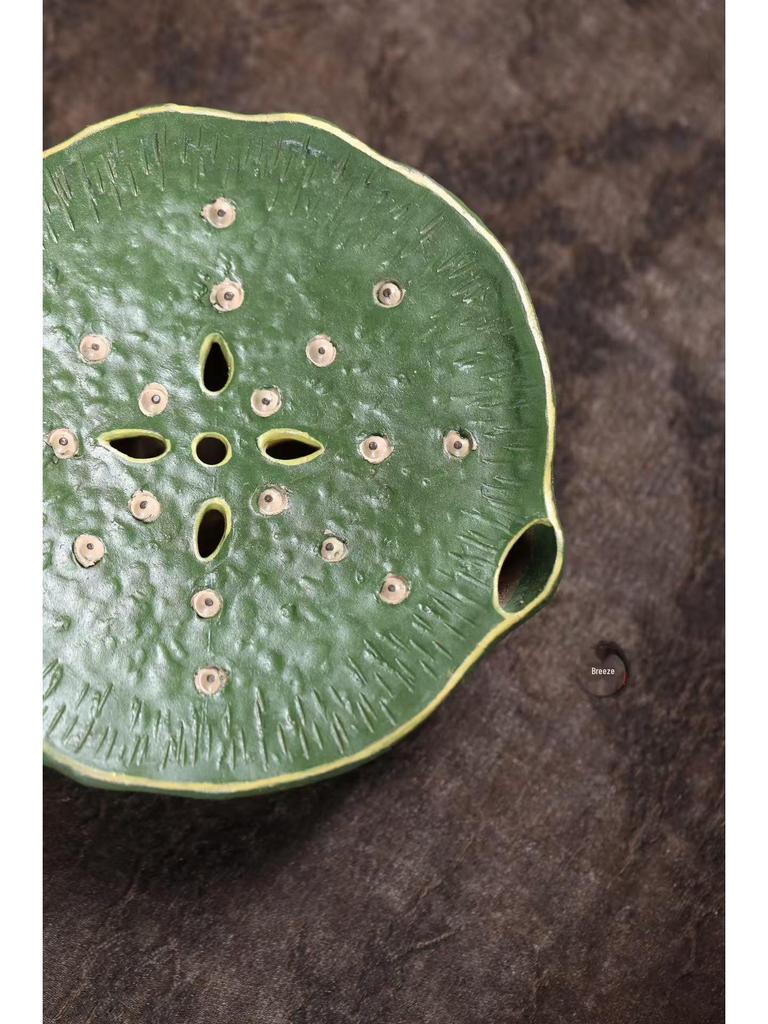 Yixing Handmade Zisha Lotus Pod Teapot Stand - Biomorphic Water-Storing Tea Mat for Gongfu Ceremony