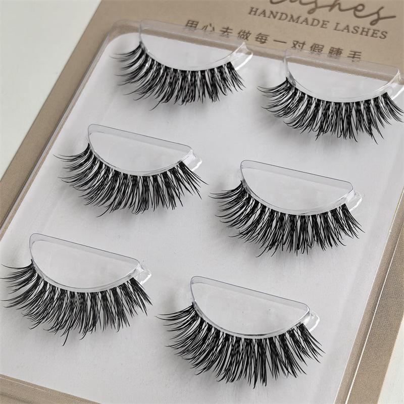 

Eyelash Magic: 3D Fluffy Curled Multilayer Lashes with Fine Transparent Stem