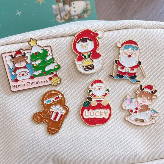 Christmas Cartoon Santa Claus Brooch, Reindeer Gingerbread Snowman Lapel Pin, Enamel Badge Pin for Clothes Bag Hat Scarf Suit