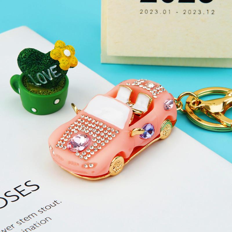 Fashion Alloy Metal Car Key Chain Keychain Charm Women Handbag Crystal Pendant Luxury Model Car Accessories Keyfob