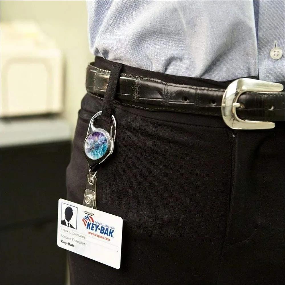 1Pc Retractable Badge Holder Metal Anti-Lost Clip Keychain ID Cards Door Passes Ski Passes Badge Holder Women Men Badge Buckle