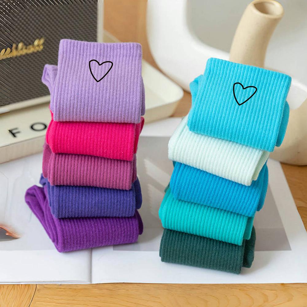 Random 5/10/20 Pairs Unisex Mid Socks Heart Pattern Breathable In Simple Women Men Sweat High-Quality Casual Fashion Sport Socks