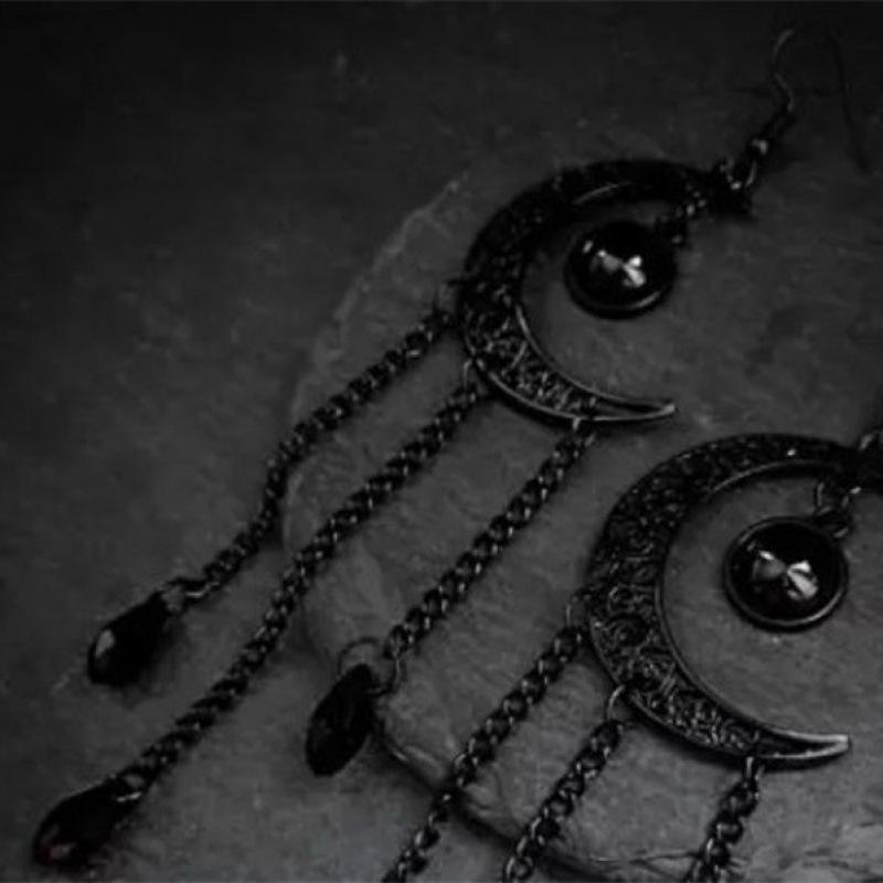 Boucles d'oreilles Lune Noire Céleste: Bijoux Solaires Bohémiens Gothiques