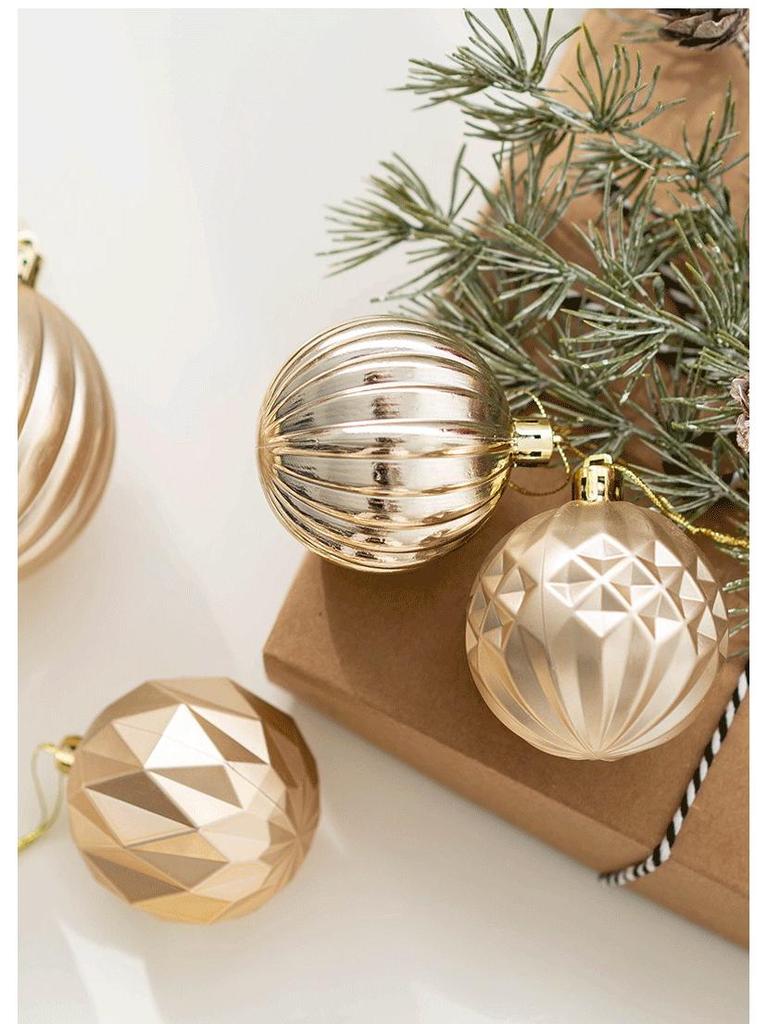 6/8cm Unregelmäßige Weihnachtskugeln für Baum-, Fenster- und Deckendekorationen