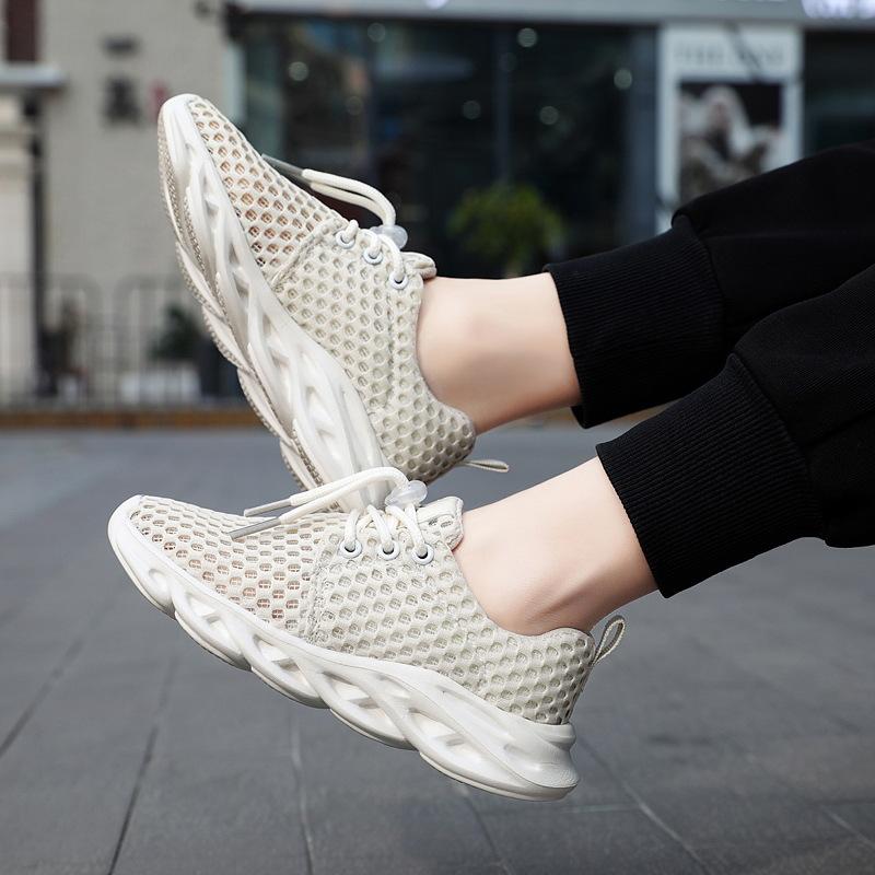 Boys Net Shoes 2025 Mesh Breathable Shoes Children's Single Net Hollow Medium and Large Children's Sports Shoes Girls Medium and Small Children