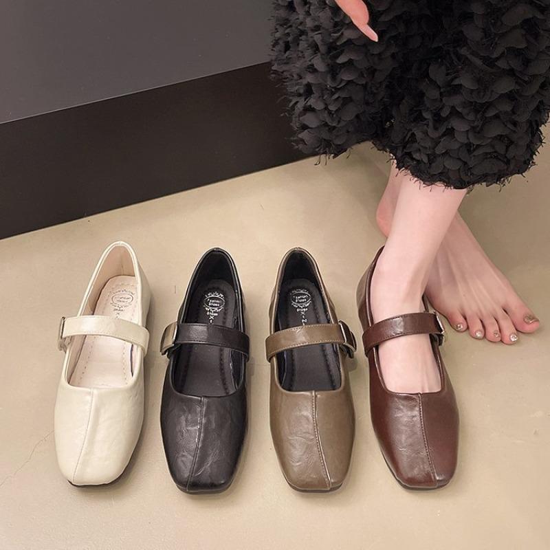 Mary Jane shoes women's autumn new one-word shallow mouth single shoes retro square head small leather shoes