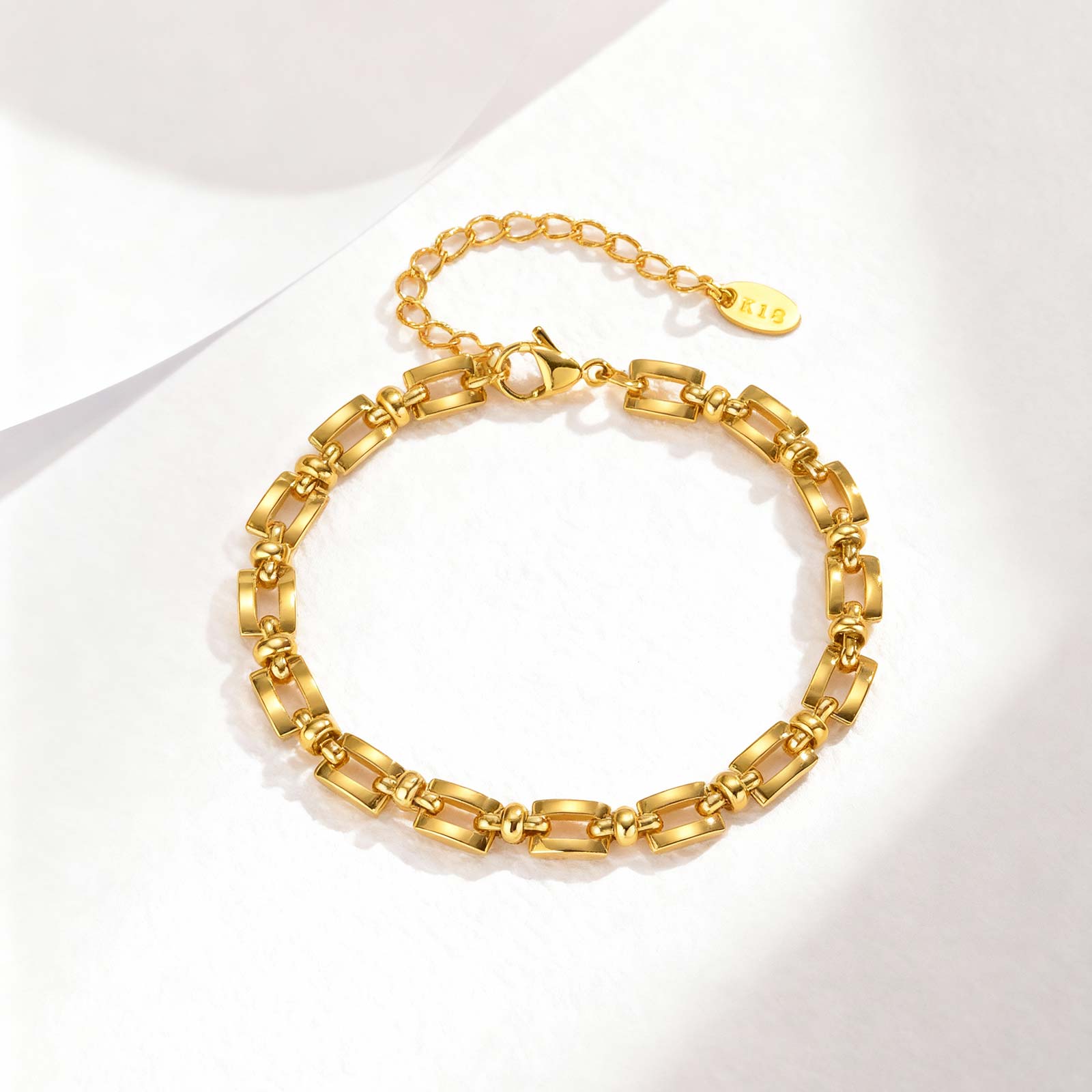 

2026 New Vintage Handmade Chain Bracelet for Women Gold Color Waterproof Stainless Steel Bracelets Trendy Jewelry Gift