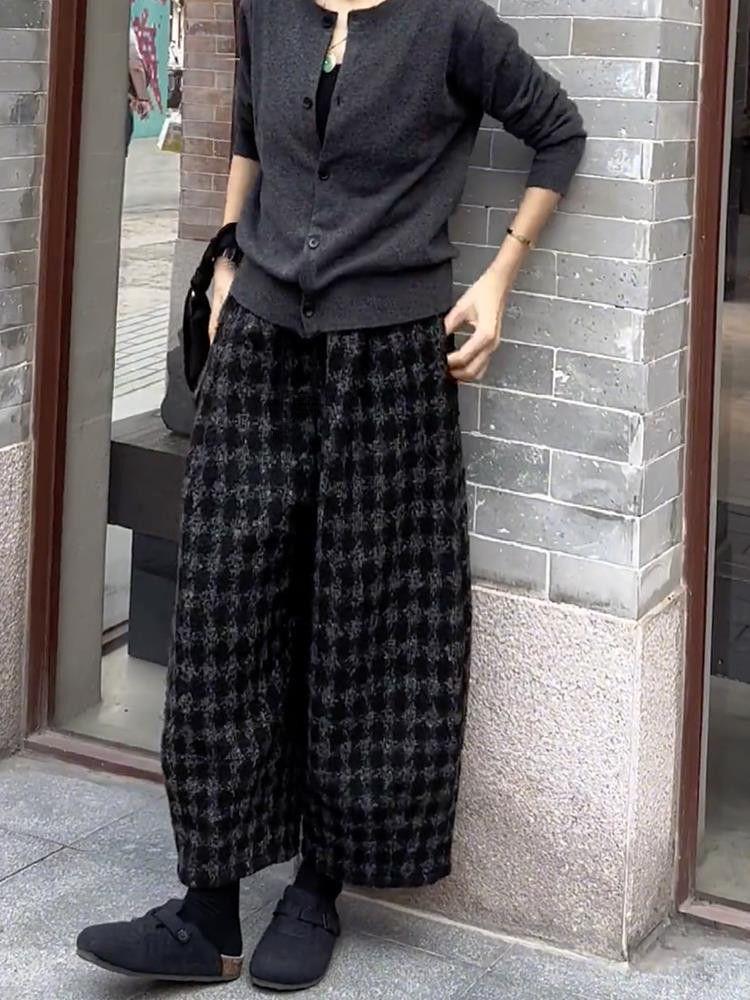 Korean Style Plaid Wide-Leg Wool Pants - Casual, Versatile, and Trendy for Autumn/Winter.