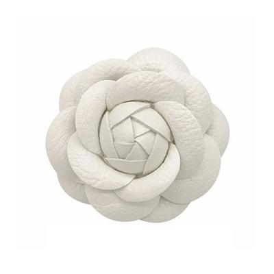 Broche Spilla Fiore in Tessuto di Seta Camelia Marca di Lusso Fiore Fatto a Mano Fiore Bianco Spilla Rosa