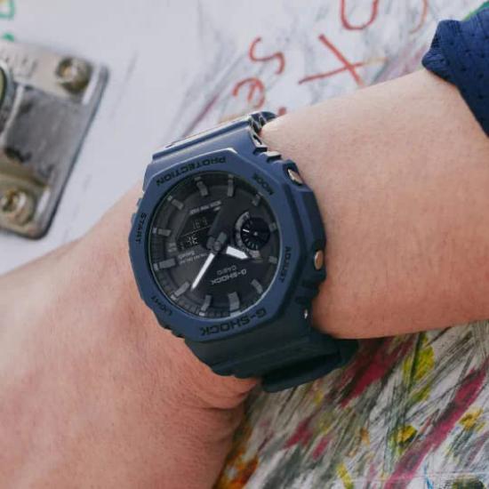Casio G-SHOCK GA-B2100-2A Montre Solaire Bluetooth Analogique-Numérique Bleue Marine Modèle International