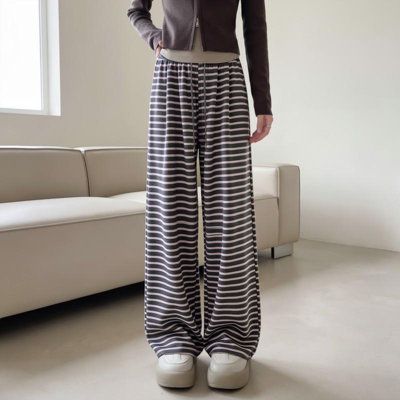 

Plus Size High Waist Striped Wide Leg Pants for Women - Slimming, Loose Fit, Spring 2026, Knit, With Drawstring XL (80-120 jin) серый/розовый