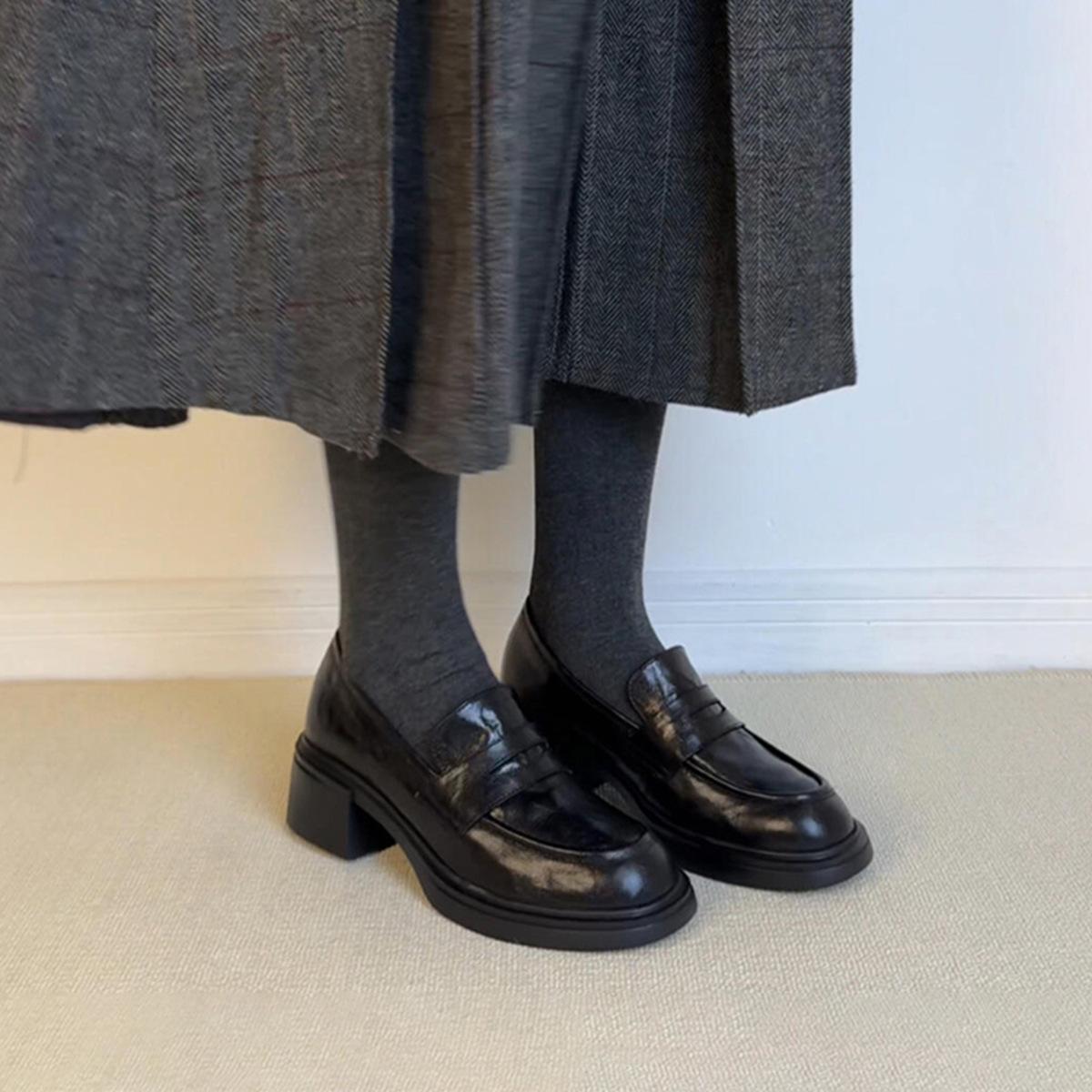 

Sheepskin version~ New retro thick-heeled loafers, women s one-pedal round-headed single shoes, genuine leather commuting lazy small leather shoes 35