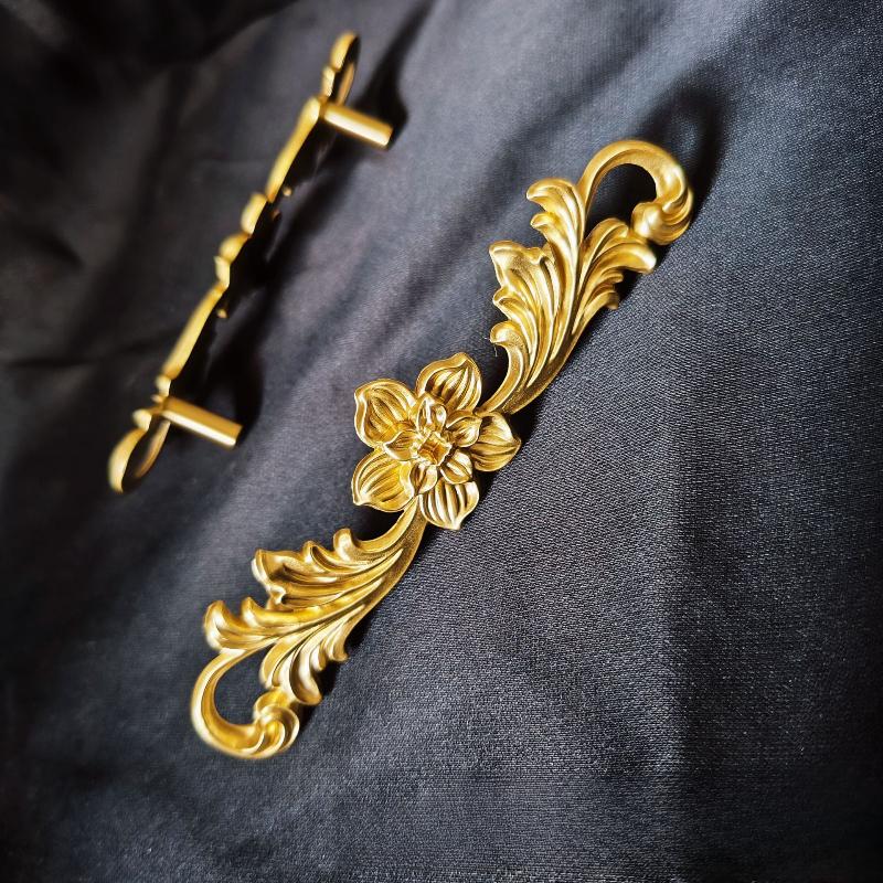 

Креативный, Латунь класса люкс, Ручка для шкафа, Чистая медь, Индивидуальный дизайн, Ветви дерева и цветы, Одно отверстие, Ручка для ящика шкафа 96 hole spacing