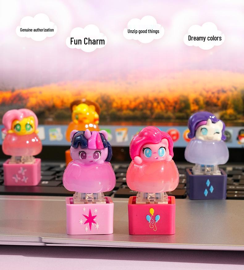 My Little Pony Leuchtender Knopf Schlüsselanhänger Dekompressionsspielzeug für Männer und Frauen