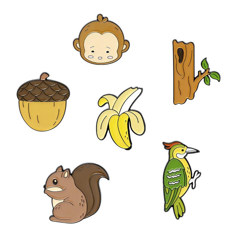 Little Monkey Woodpecker Mini Banana Shape Enamel Lapel Pin Cartoon Metal Brooch Jewelry For Women Men Hat Backpack Bags Badge P