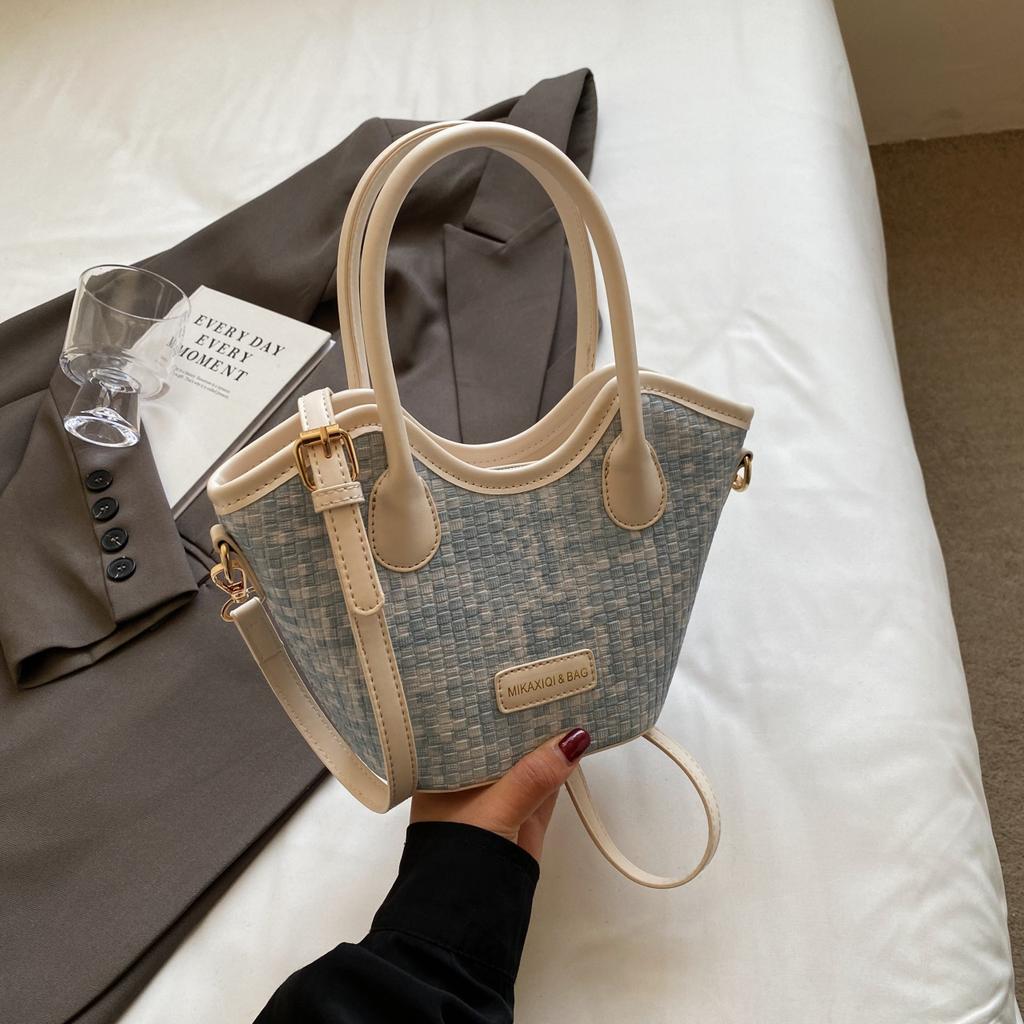 Premium sense simple tote bag new trendy fashion hand bag summer versatile shoulder messenger bag