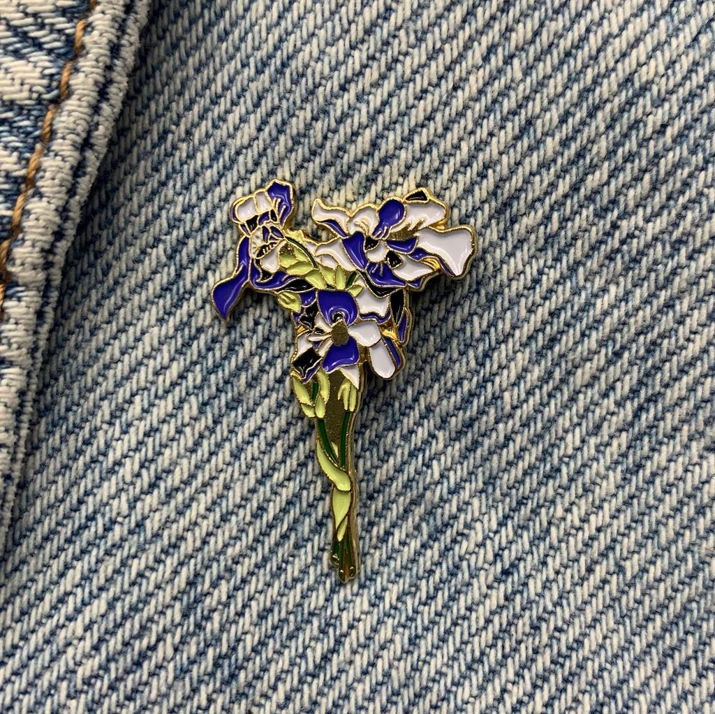 New Enamel Pin Flower Perennial / Bunch Spring Summer Metal Pin Gift Birthday 1 Piece