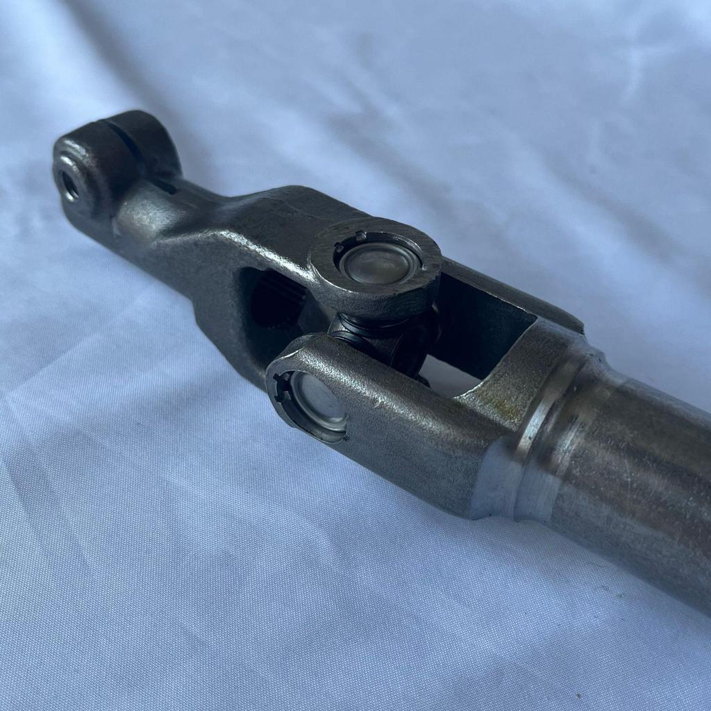 Toyota RAV4 Przekładnia kierownicza Przegub Cardana Wał krzyżakowy 45260-42090