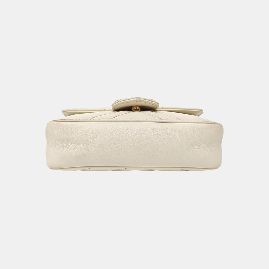 [Pre-Owned] GG Marmont Gold Logo Distressed Quilted Leather Mini Crossbody Bag - Good #1OSS75K