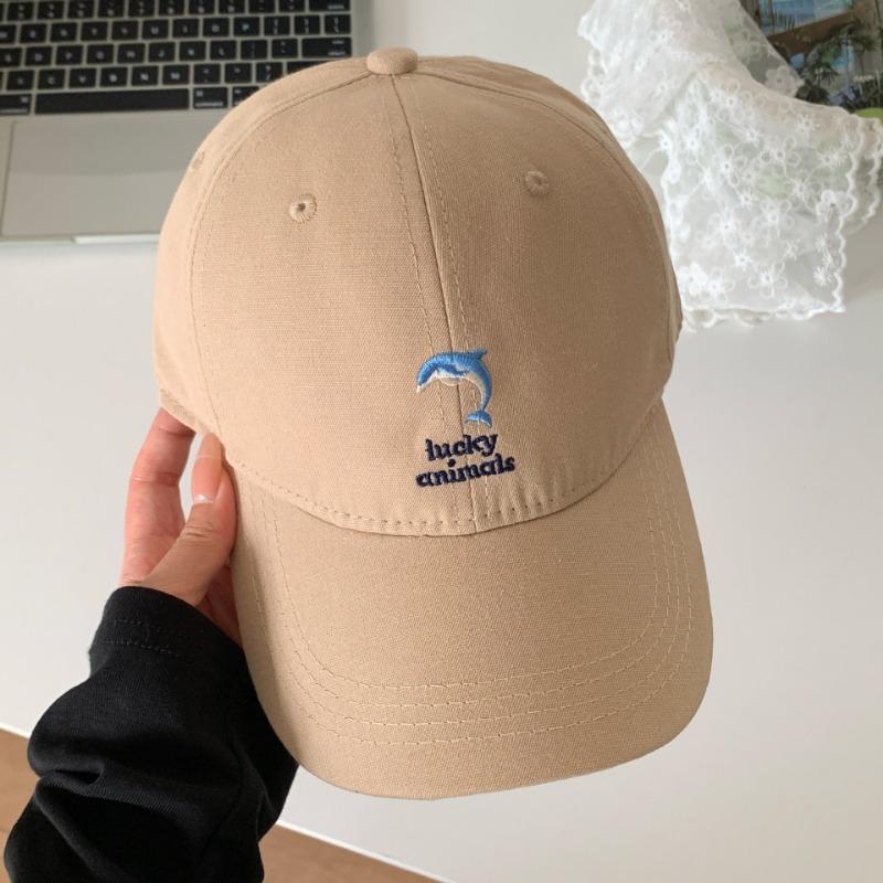New Cute Embroidered Dolphin Baseball Cap Women's Spring and Summer Versatile Face Small Sunshade Sun Protection Cap Tide