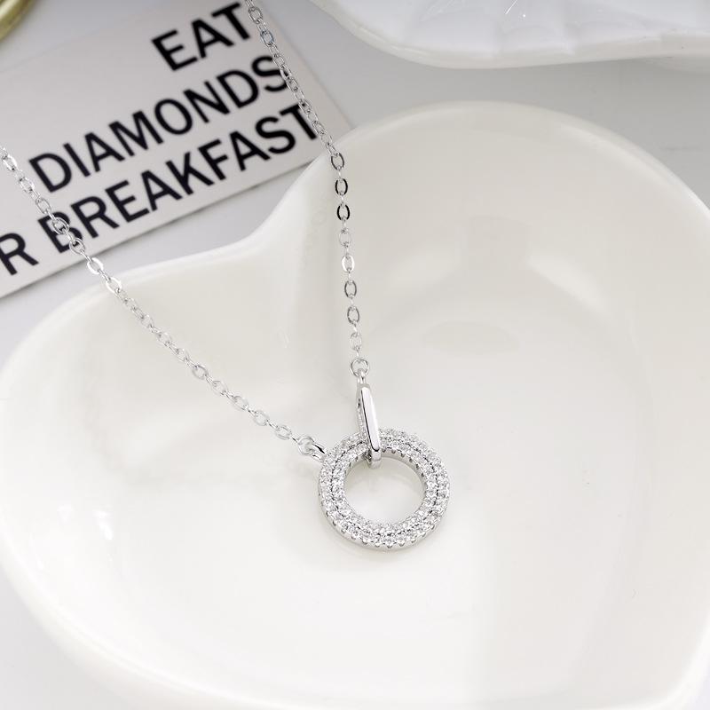 European-American S925 Silver Necklace: Simple, Elegant Circle Design with Inlaid Diamonds for Women