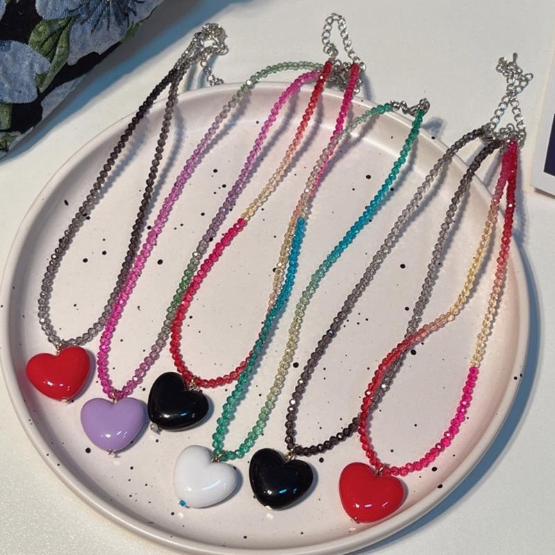 Fashion Sweet Heart Pendant Necklace Choker Neck Chain Elegant Clavicle Chain Gradient Crystal Beaded Necklace Jewelry