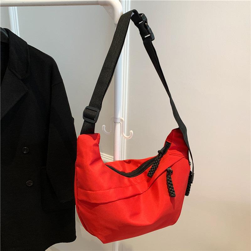 Large Capacity Nylon Oblique Span Bag Autumn New Shoulder Armpit Bag Student Commuter Leisure Dumpling Bag