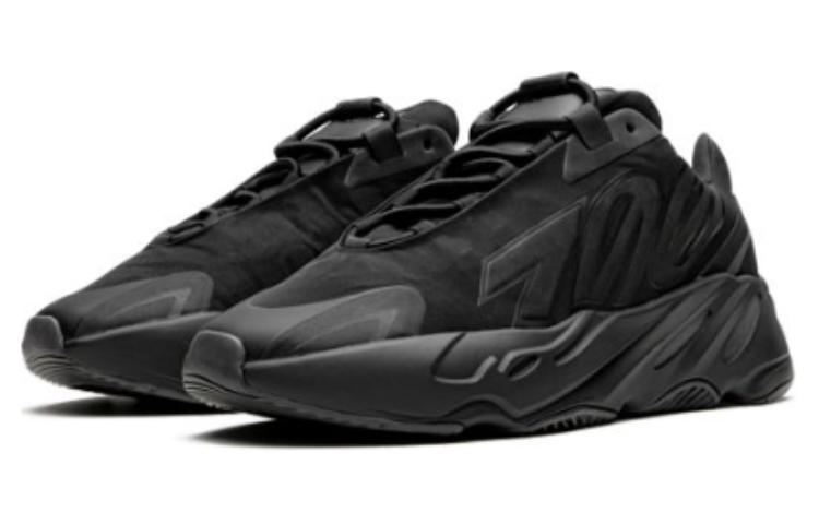 adidas Yeezy Boost 700 Mnvn Triple Black FV4440