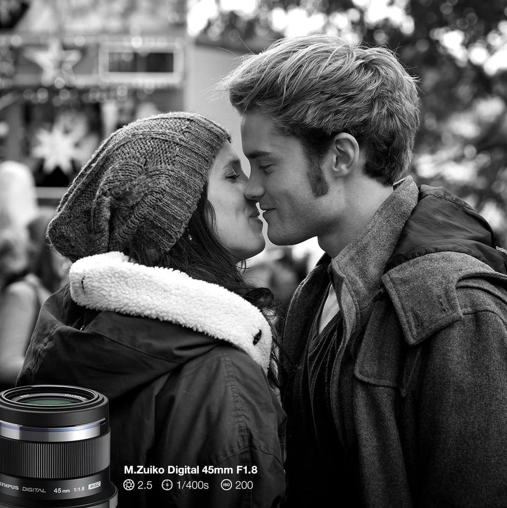 OLYMPUS DIGITAL 45mm Single Focus Black M.ZUIKO F1.8 Lens,