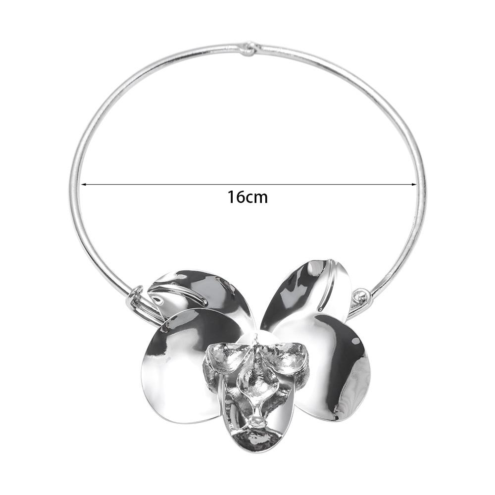 Oversize 3D Flowers Necklaces Zinc Zinc Alloy Exaggerated Choker Fashion Large Metal Flower Necklace  Women