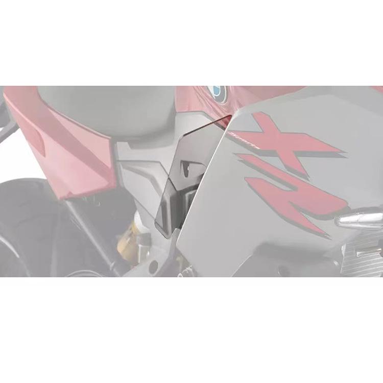 BMW F900XR Windshield Side Deflector Extension Kit