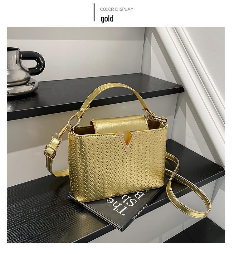 2025 Trendy Women's Square Shoulder Crossbody Bag - Stylish, Simple, and Casual Design