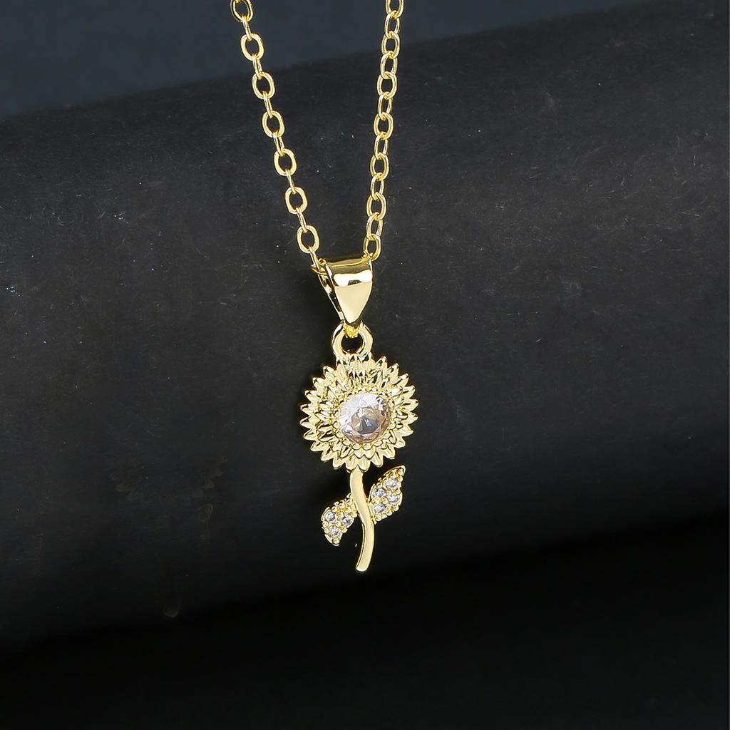 Classic Sunflower Rose Zirconia Pendant Necklace Celebrate Love, Loyalty Botanical Jewelry for Women Girl Party Summer Gift