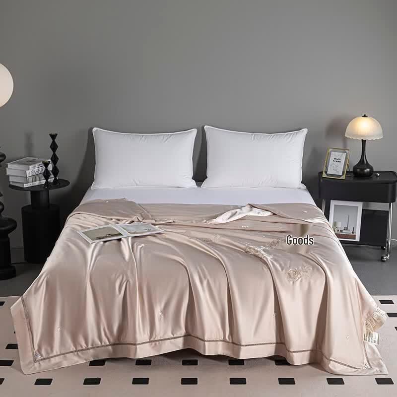 FIRS Luxury Mulberry Silk Quilt