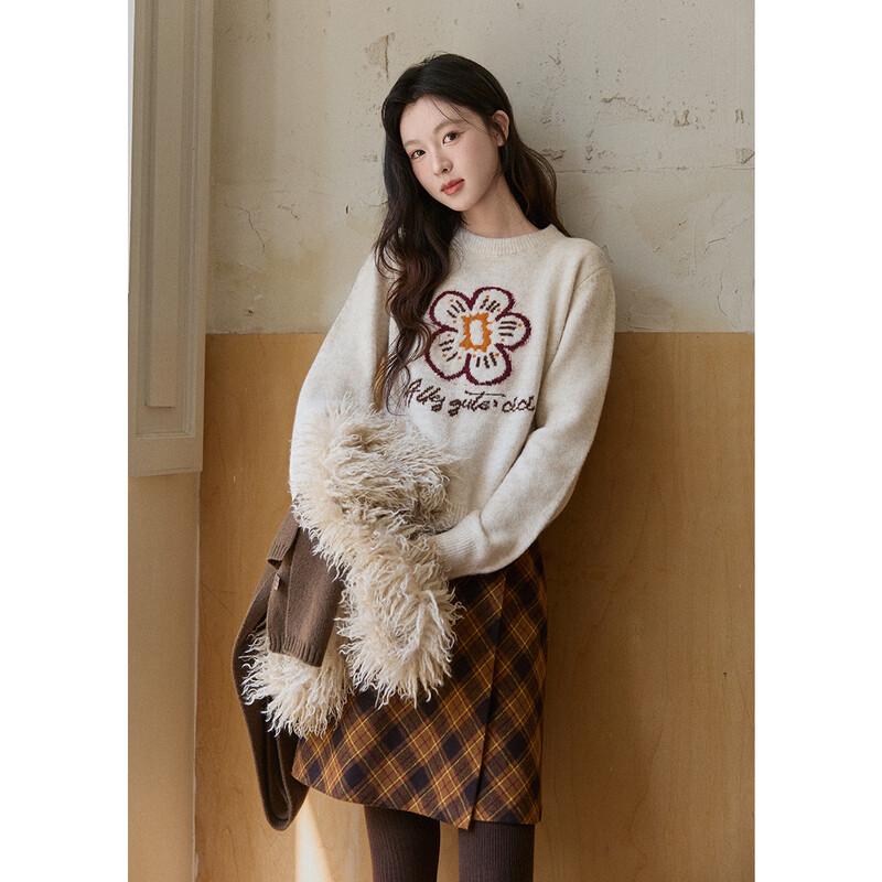 

Women s Jacquard Embroidered Round Neck Sweater One Size