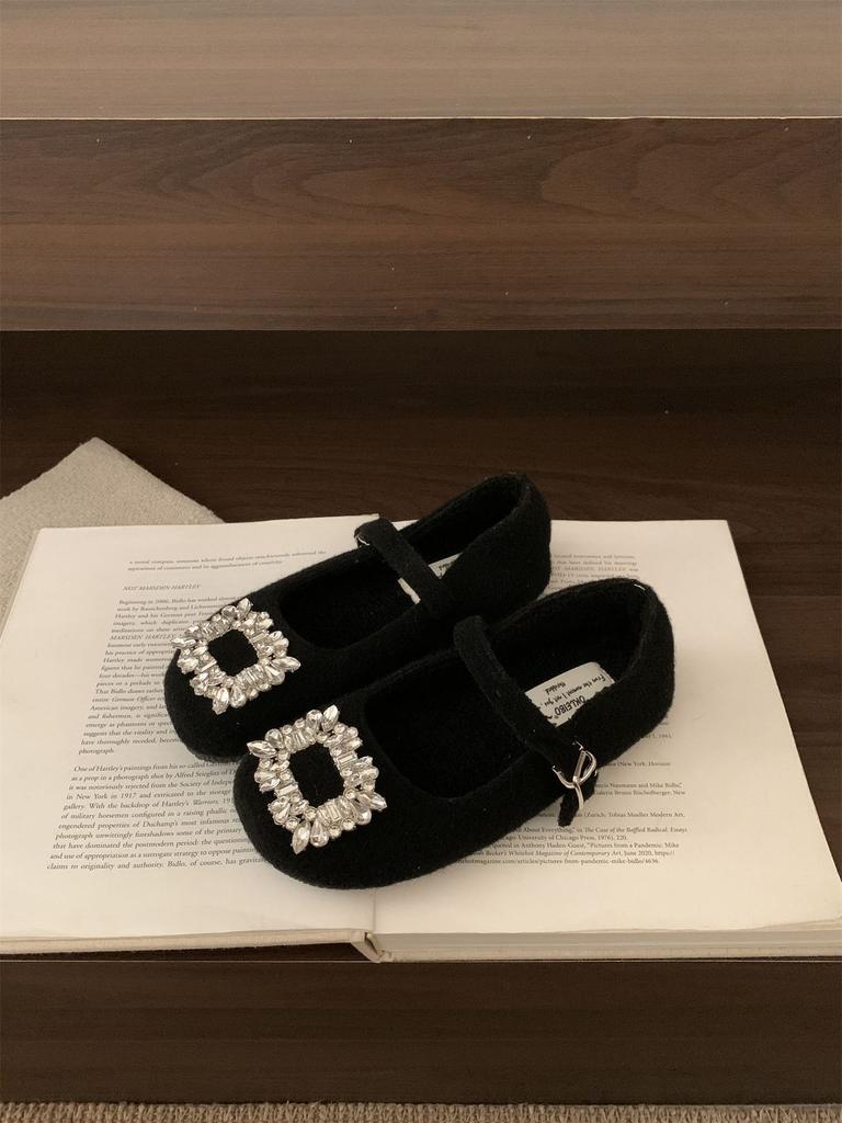 French retro flat-bottomed rhinestone single shoes women's spring new Korean version temperament late evening breeze fairy low-heeled Mary Jane shoes