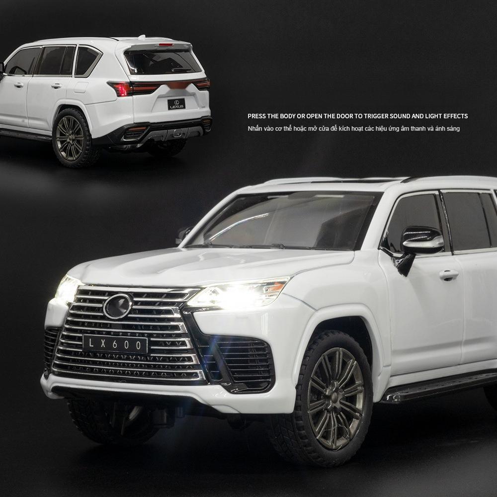 1:24 LEXUS LX600 Alloy Car Model Sound And Light Pull Back Toy Car Off-Road Car Simulation for Boy Collection Decoration