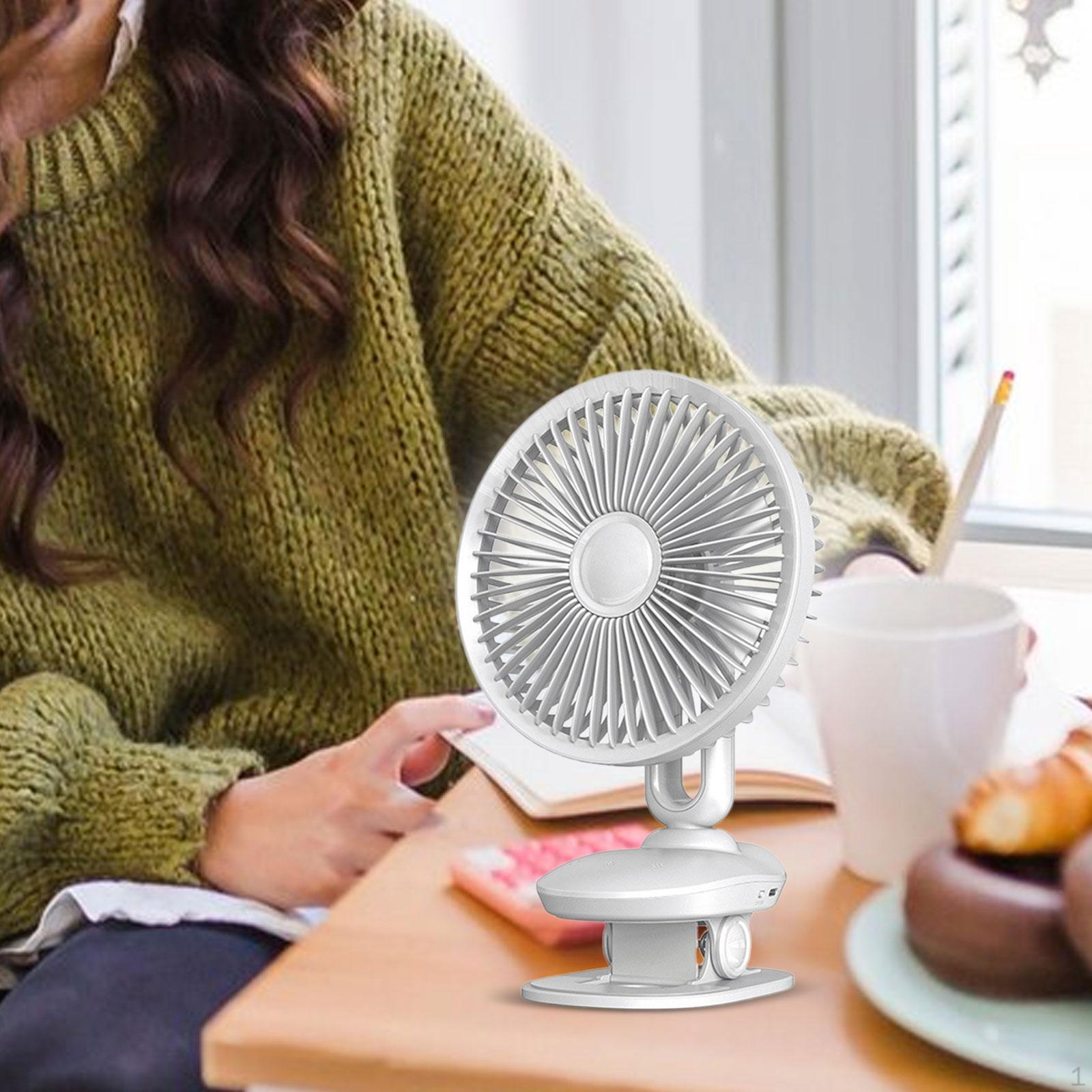 

Вентилятор на прищепке Настольный USB 4 скорости Бытовой Маленький Охлаждающий Мини Портативный для Путешествий белый